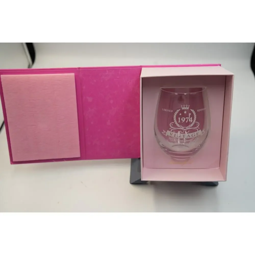 Swanfort 1974 Vintage Limited Edition Etched Glass in Gift‎ Box – New